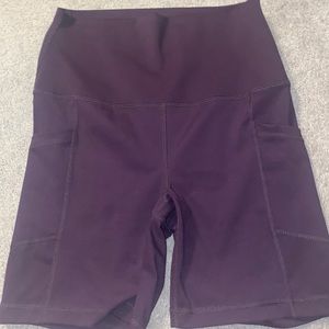 Yogalicious biker shorts with pockets
